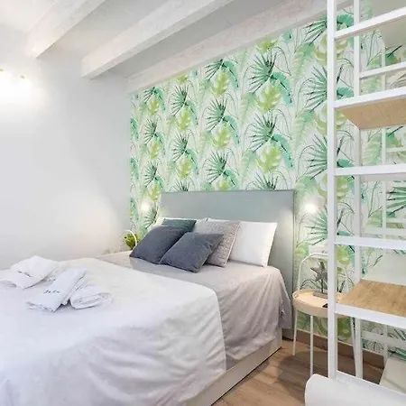Apartment Sunny Island Atico Adelfas